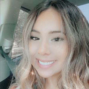 Meet your Posher, Leslie